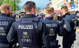 Baden Württemberg’de Polis Olmak isterseniz, Şanslısınız.