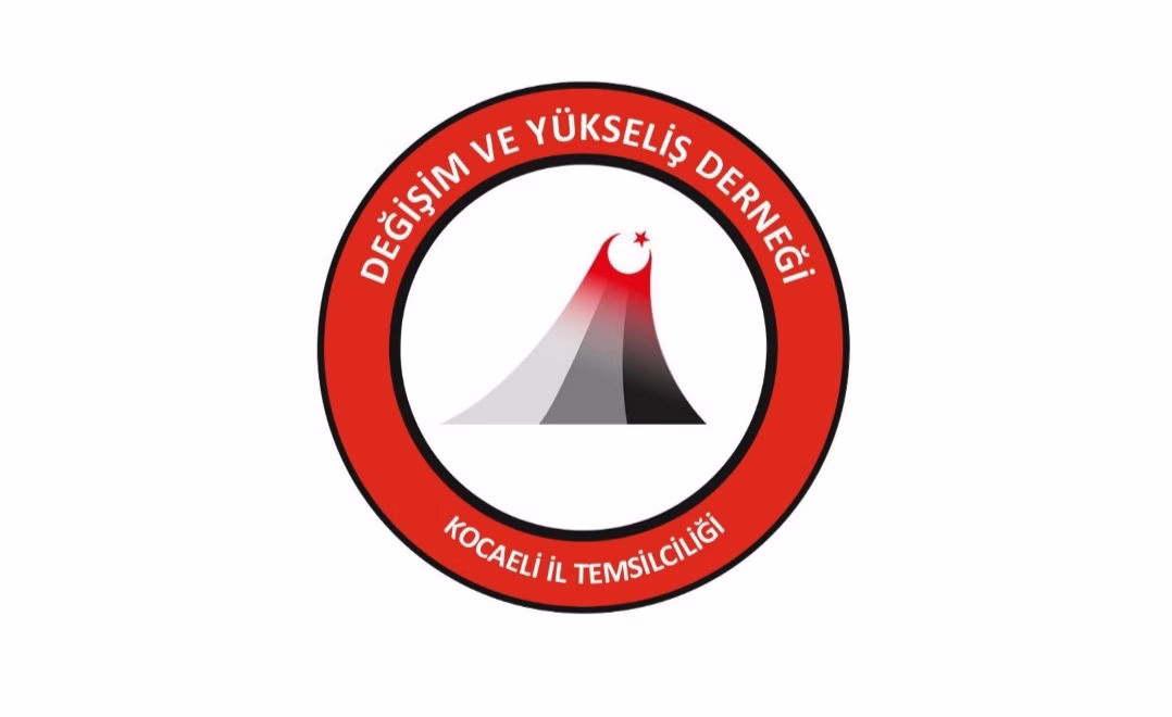 Emekli Emiyet Müdür’ü Yaşar Durmaz; “Toplumda Adalet, Liyakat ve Birlik İçin Yeni Bir Dönem Başlıyor” 🚩