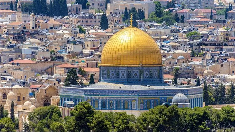 KUDÜS GÜNÜ ÖNCESİ KORKUTAN İDDİA: “MESCİD-İ AKSA’YA SAHTE BAYRAK OPERASYONU MU?”