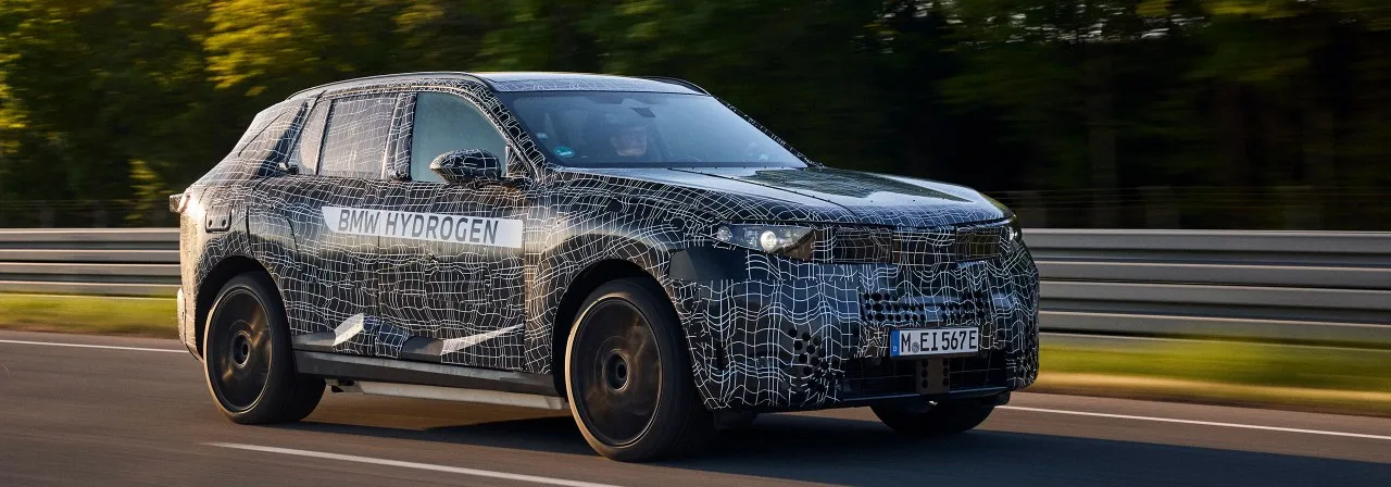 BMW’den Hidrojen Devrimi: Yeni iX5 Hydrogen 750 Km Menzil ile Kuralları Değiştiriyor!